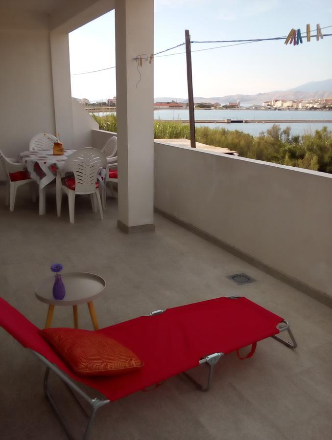 Apartments Boki Pag Town Bagian luar foto