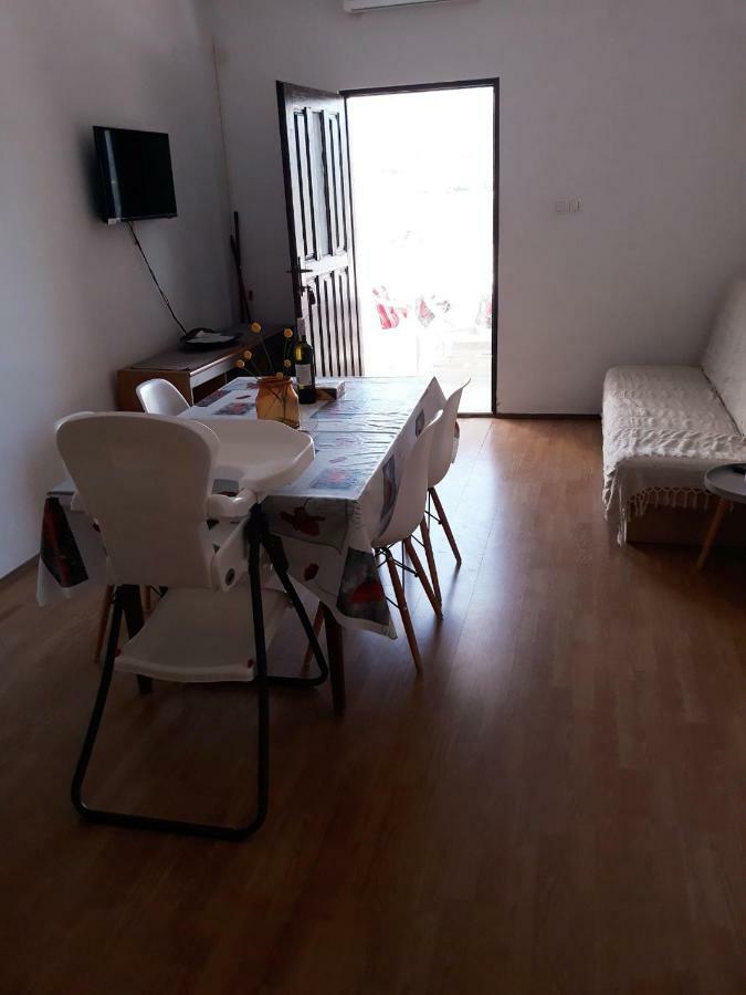 Apartments Boki Pag Town Bagian luar foto