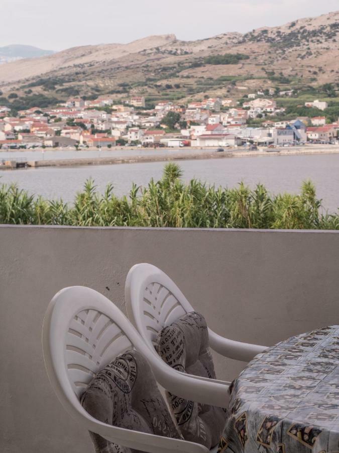 Apartments Boki Pag Town Bagian luar foto